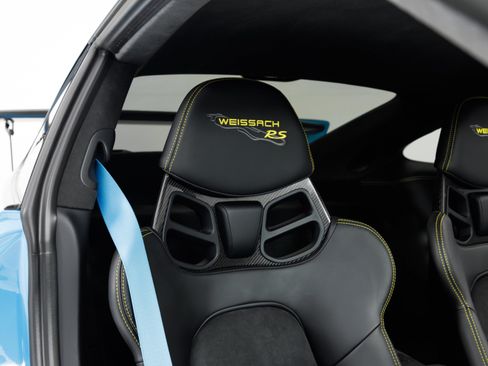 Used 2018 Porsche 911 GT2 RS RWD image 37