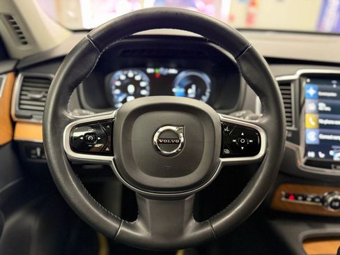 Used 2022 Volvo XC90 T8 Inscription Expression image 17