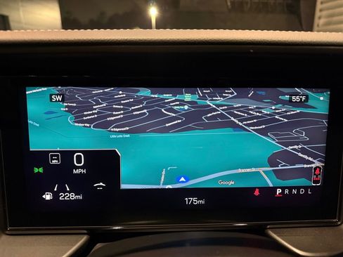 Used 2026 GMC Terrain Elevation w/ Elevation Premium Package image 18