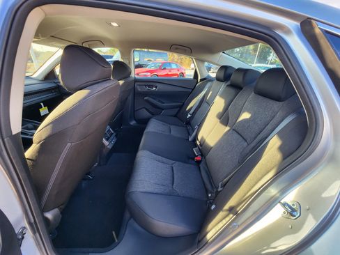 Certified 2025 Honda Accord LX image 15