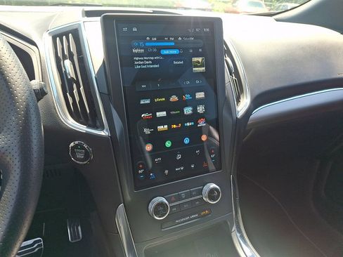 Used 2024 Ford Edge ST w/ Equipment Group 401A AWD/4WD image 26