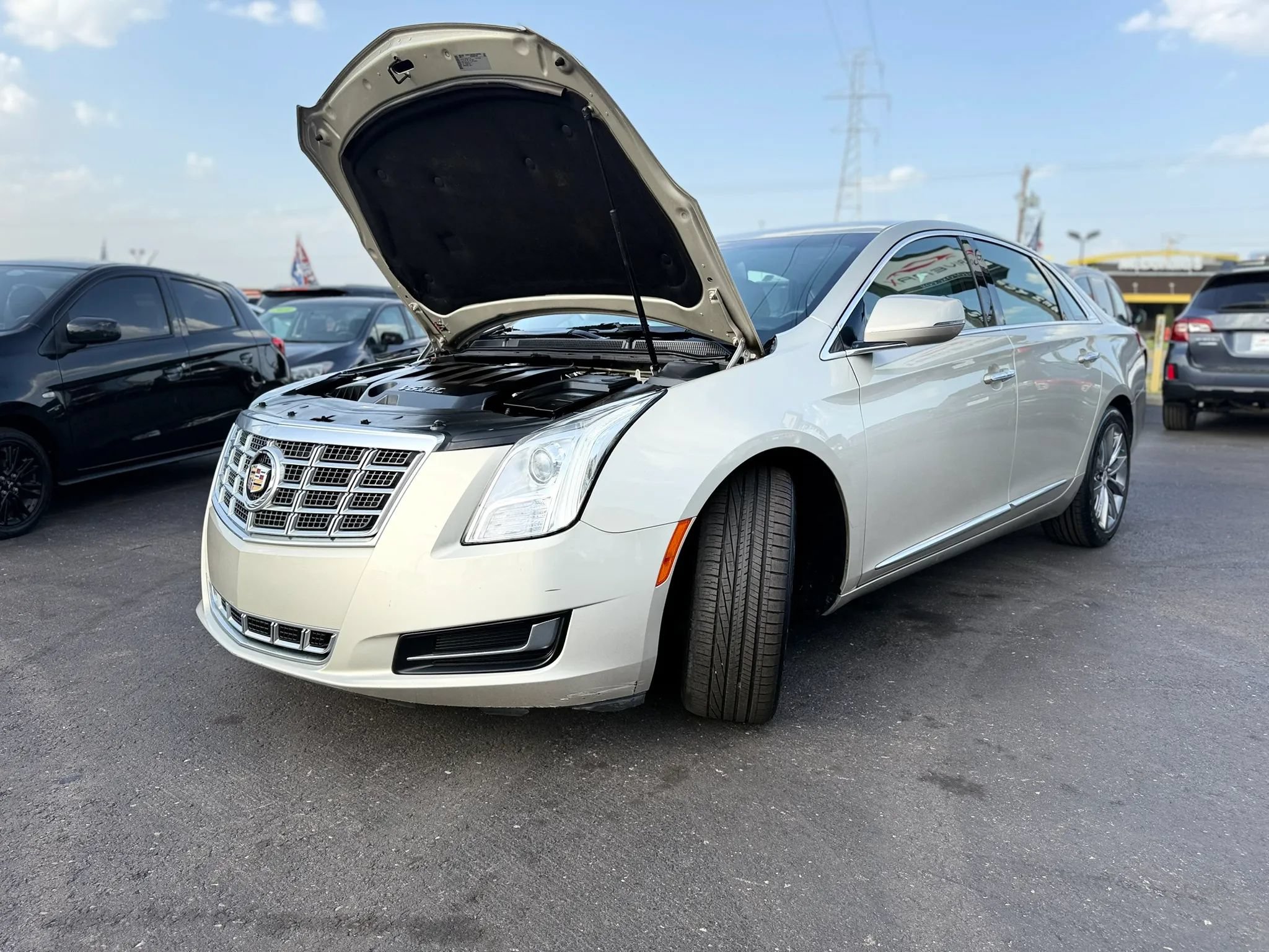 Used 2014 Cadillac XTS FWD image 8