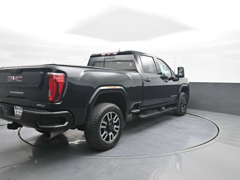 Used 2020 GMC Sierra 2500 AT4 w/ AT4 Premium Package image 8