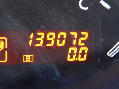 Used 2010 Nissan Altima 2.5 SL w/ SL Pkg image 9