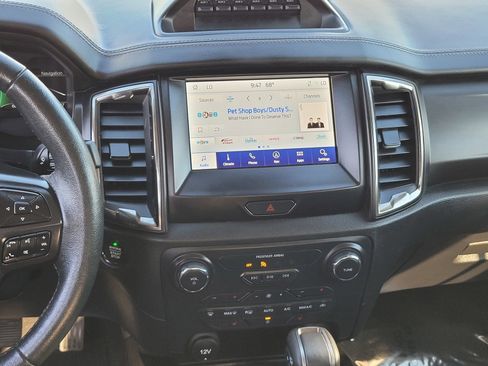 Used 2022 Ford Ranger Lariat w/ Tremor Off-Road Package image 14