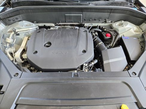 Used 2025 Volvo XC90 B6 Plus AWD/4WD image 37