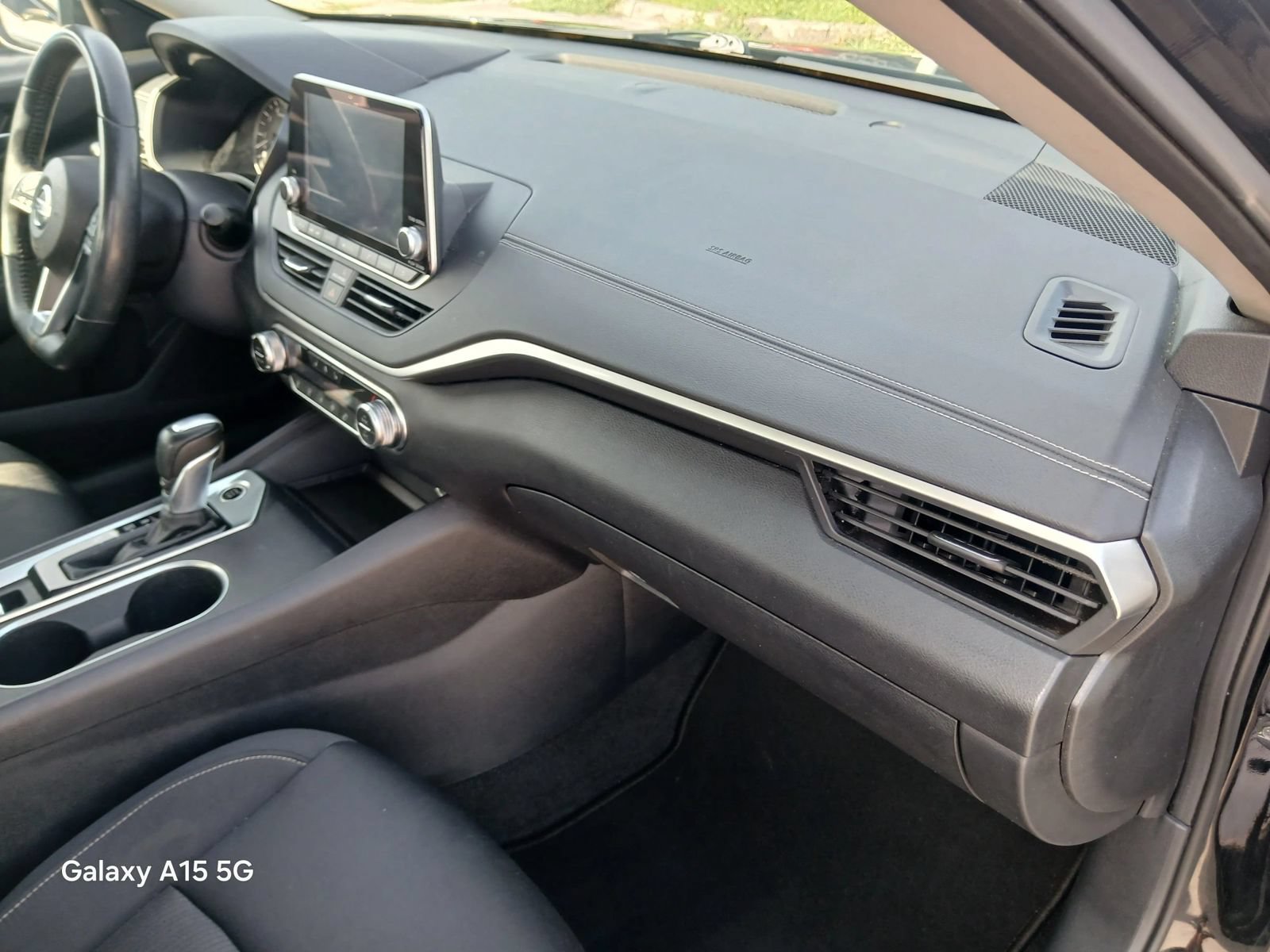 Used 2019 Nissan Altima 2.5 SV AWD/4WD image 18