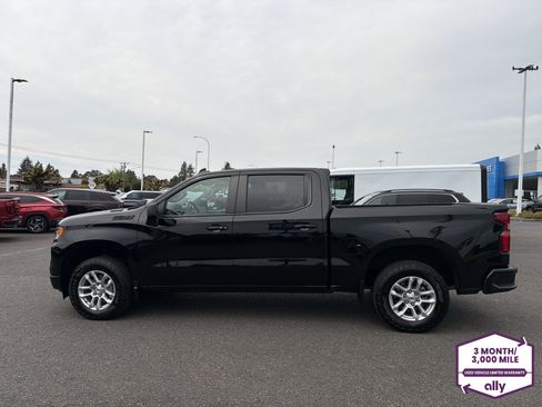 Used 2024 Chevrolet Silverado 1500 RST w/ Z71 Off-Road Package AWD/4WD image 2