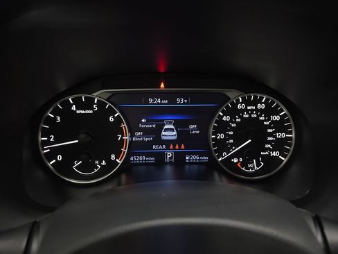 Used 2024 Nissan Altima 2.5 SV FWD image 19