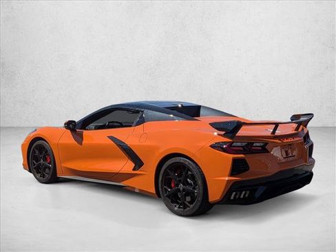 Used 2022 Chevrolet Corvette Stingray Premium Conv w/ Z51 Performance Package RWD image 7