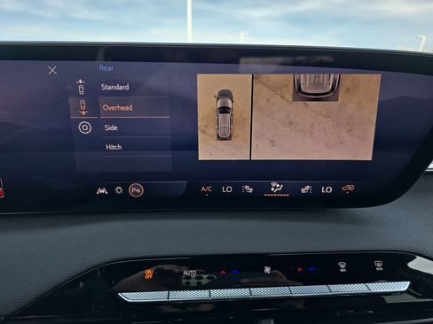 New 2026 Buick Enclave Sport Touring w/ LPO, Floor Liner Package AWD/4WD image 25