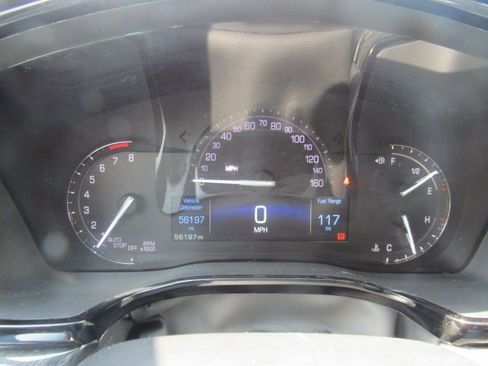 Used 2019 Cadillac XT5 AWD image 23