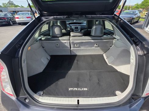 Used 2014 Toyota Prius Three FWD image 20