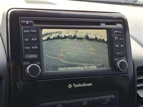 Used 2015 Nissan Titan SV w/ SV Value Truck Package image 24