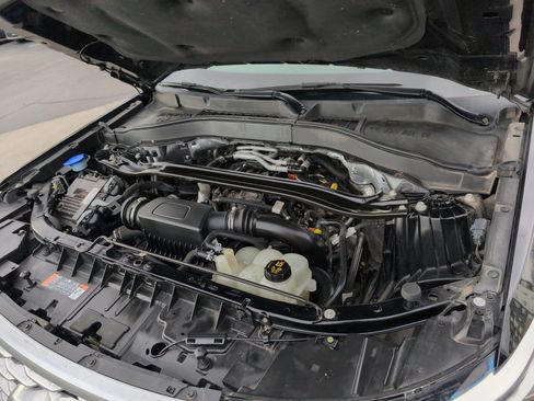 Used 2020 Ford Explorer Platinum image 35