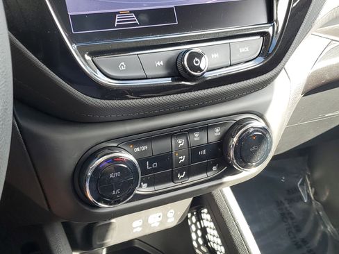 Used 2022 Chevrolet TrailBlazer LT w/ Convenience Package image 26