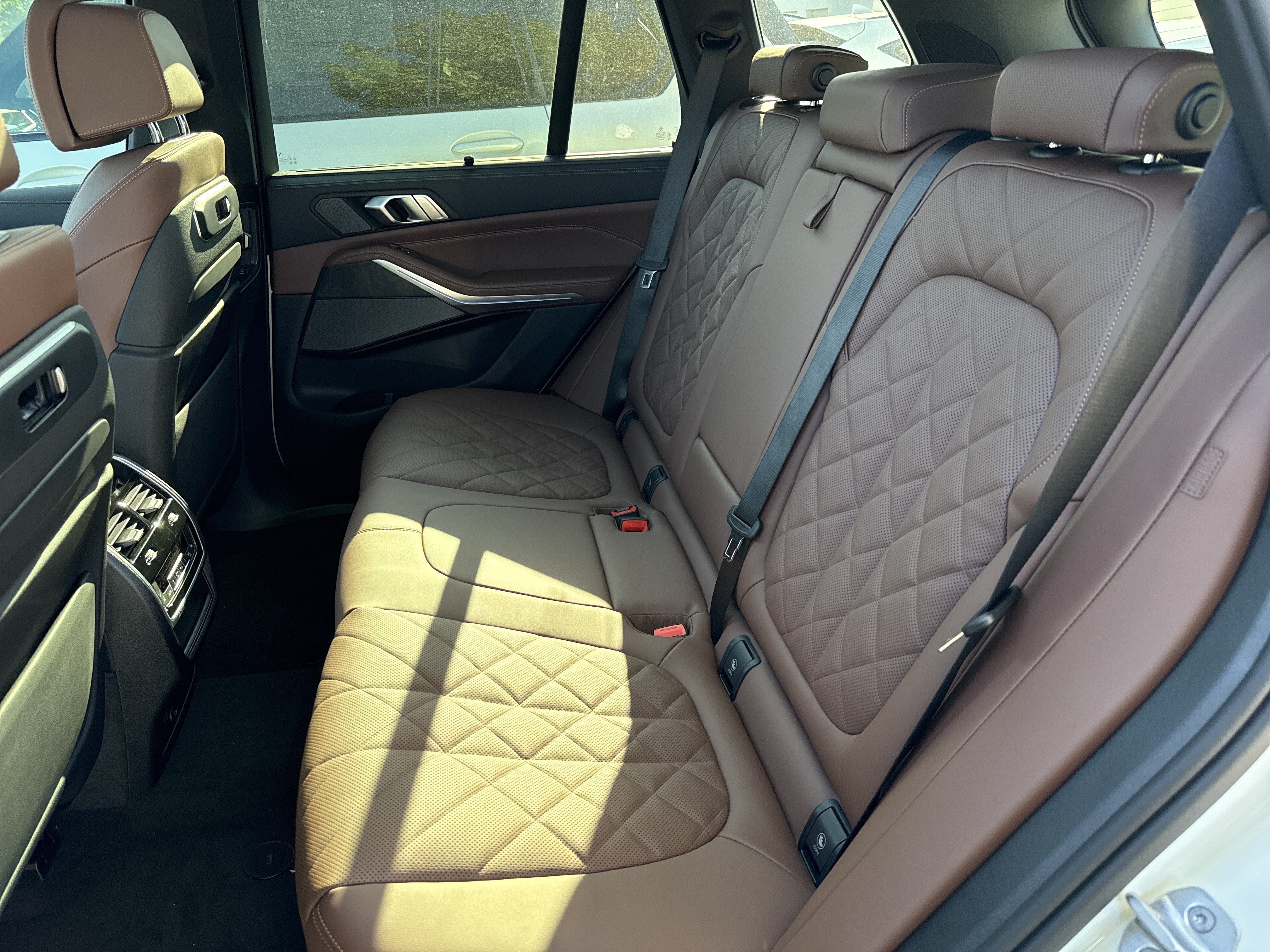 Used 2026 BMW X5 xDrive50e w/ Executive Package AWD/4WD image 32