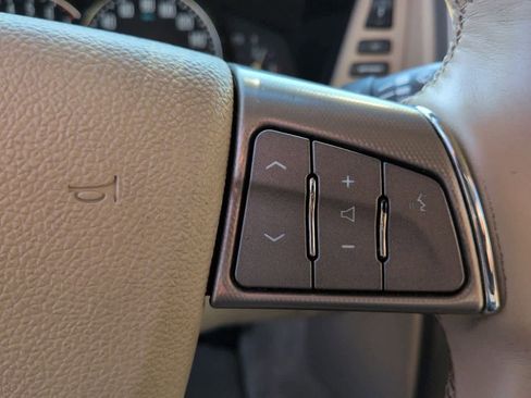 Used 2008 Cadillac XLR image 19