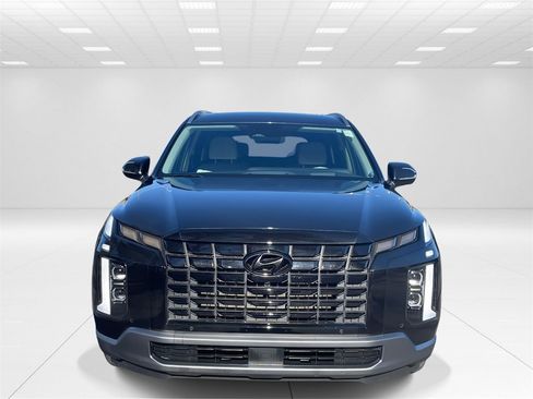 Used 2023 Hyundai Palisade Limited image 2