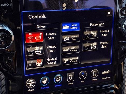 Used 2019 RAM 1500 Limited AWD/4WD image 10