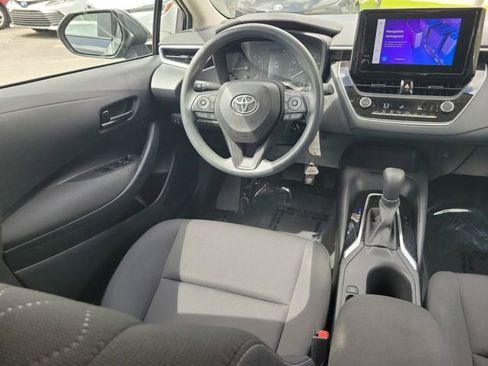 Used 2023 Toyota Corolla LE image 8