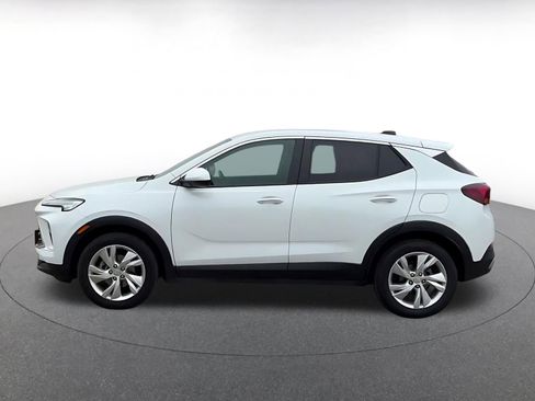 Used 2025 Buick Encore GX Preferred FWD image 9
