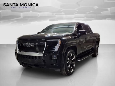 Used 2025 GMC Sierra EV Denali AWD/4WD image 1