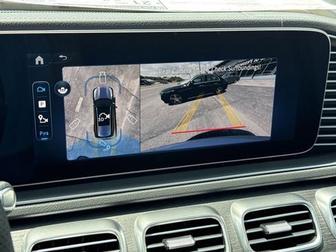 New 2026 Mercedes-Benz GLS 450 4MATIC image 27