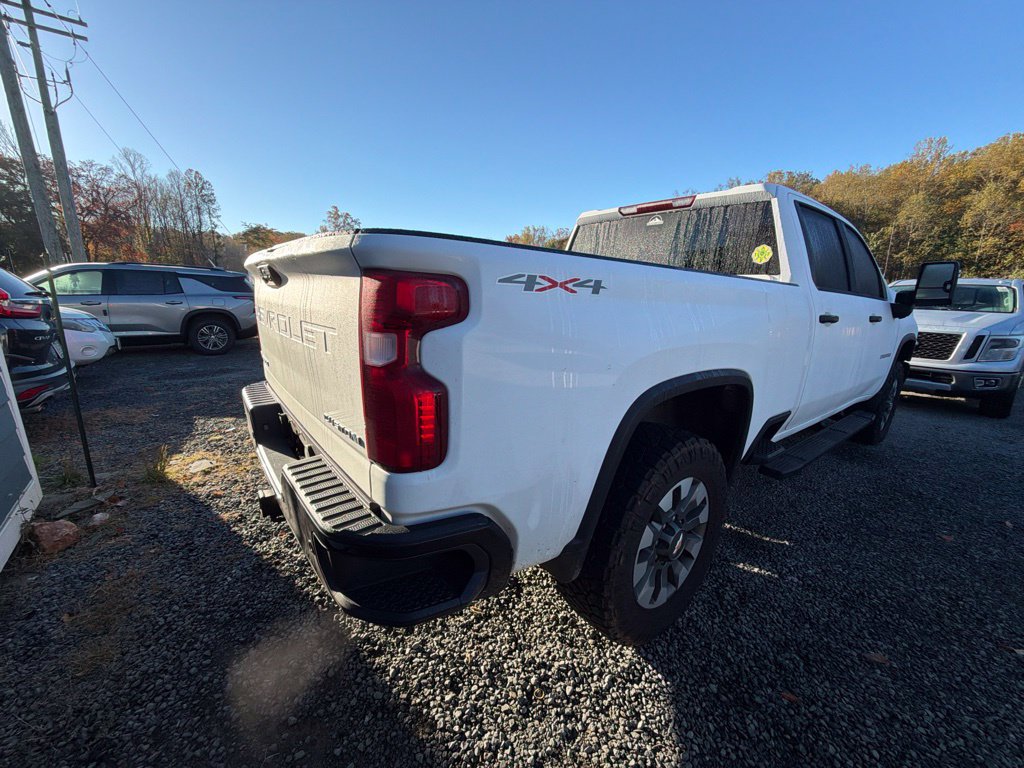 Used 2025 Chevrolet Silverado 2500 Custom w/ Custom Value Package AWD/4WD image 7
