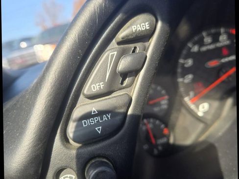 Used 2002 Chevrolet Corvette Z06 w/ Memory Pkg image 18