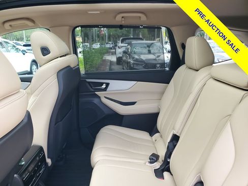 Certified 2024 Acura MDX w/ Technology Package FWD image 12