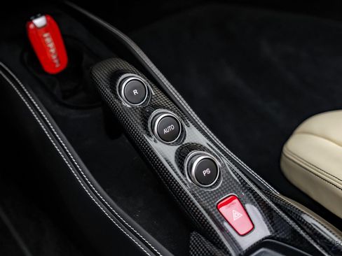 Used 2023 Ferrari F8 Tributo RWD image 71