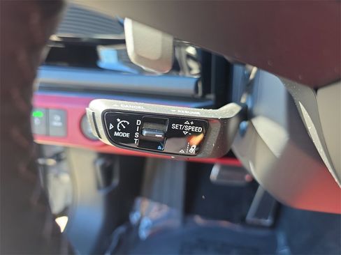 Certified 2025 Porsche Panamera 4S image 38