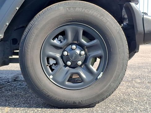 Used 2023 Jeep Wrangler Unlimited Sport AWD/4WD image 26