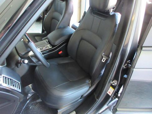 Used 2019 Land Rover Range Rover Supercharged AWD/4WD image 12