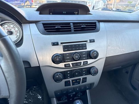 Used 2011 Ford Focus SES w/ 401A Rapid Spec Order Code image 20