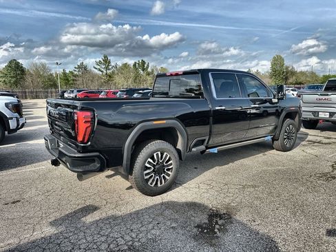 New 2026 GMC Sierra 2500 Denali Ultimate image 11
