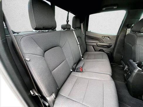 Used 2024 Chevrolet Colorado LT w/ LT Convenience Package II RWD image 29