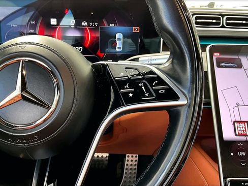 Used 2023 Mercedes-Benz S 500 4MATIC image 25