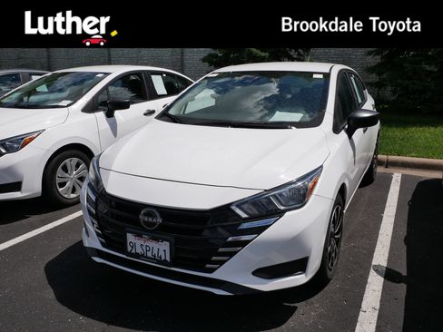 Used 2024 Nissan Versa S w/ Trunk Package FWD image 1
