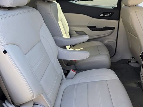 Used 2023 GMC Acadia Denali AWD/4WD image 49