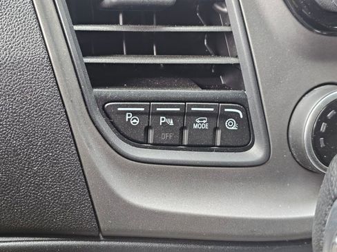 Used 2020 Ford Transit 150 XLT image 33