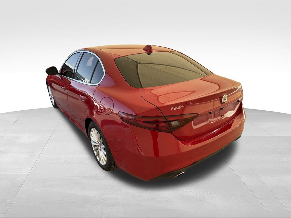 Used 2021 Alfa Romeo Giulia Sprint w/ Active Assist 1 Package RWD image 9