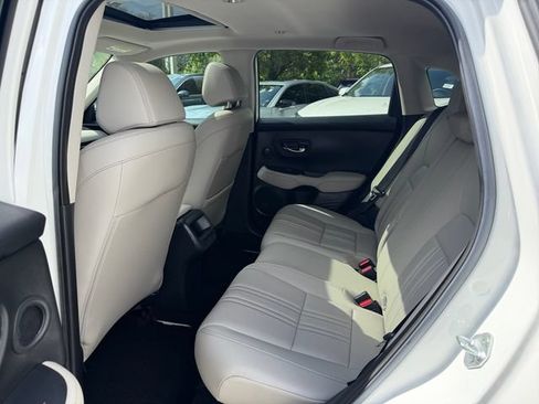 Used 2024 Honda HR-V EX-L image 14