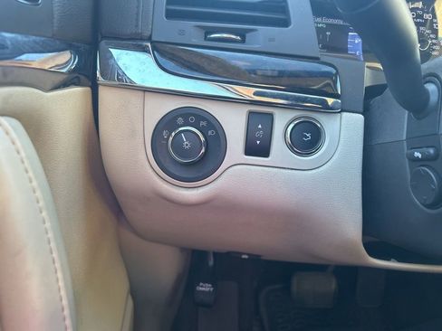 Used 2015 Lincoln MKS AWD w/ Equipment Group 101A image 20