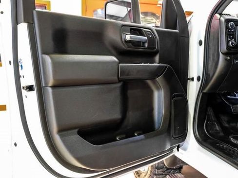 Used 2021 Chevrolet Silverado 2500 Custom w/ Custom Value Package image 39