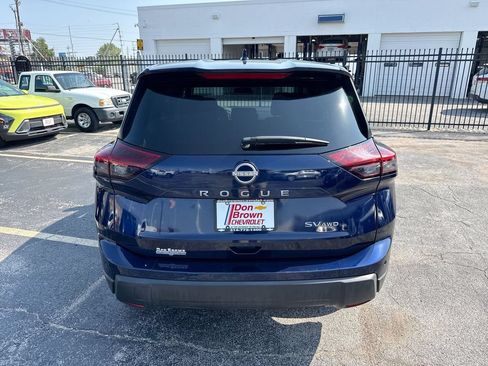 Used 2024 Nissan Rogue SV AWD/4WD image 26