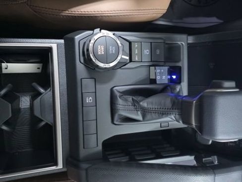 New 2026 Toyota 4Runner Limited AWD/4WD image 33