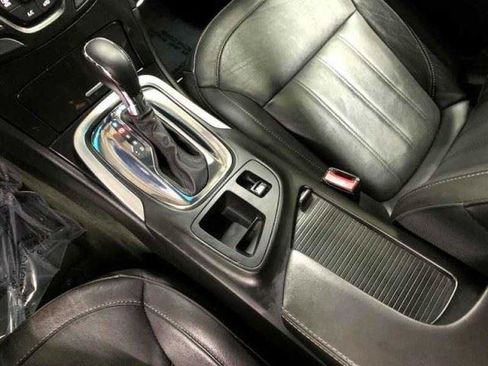 Used 2017 Buick Regal FWD image 35
