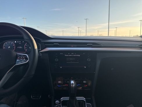 Used 2021 Volkswagen Arteon SEL Premium image 15